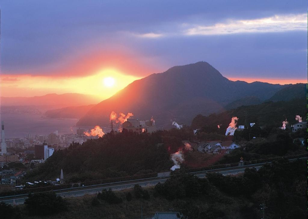 Resorpia Beppu Hotel Екстериор снимка